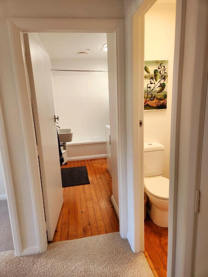 Abode On Abbott Appartamento Wellington Esterno foto